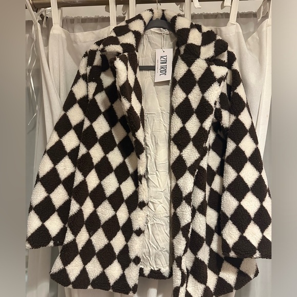 Twelfth Tribe Sherpa Brown and White Checkered Jacket - Picture 5 of 8